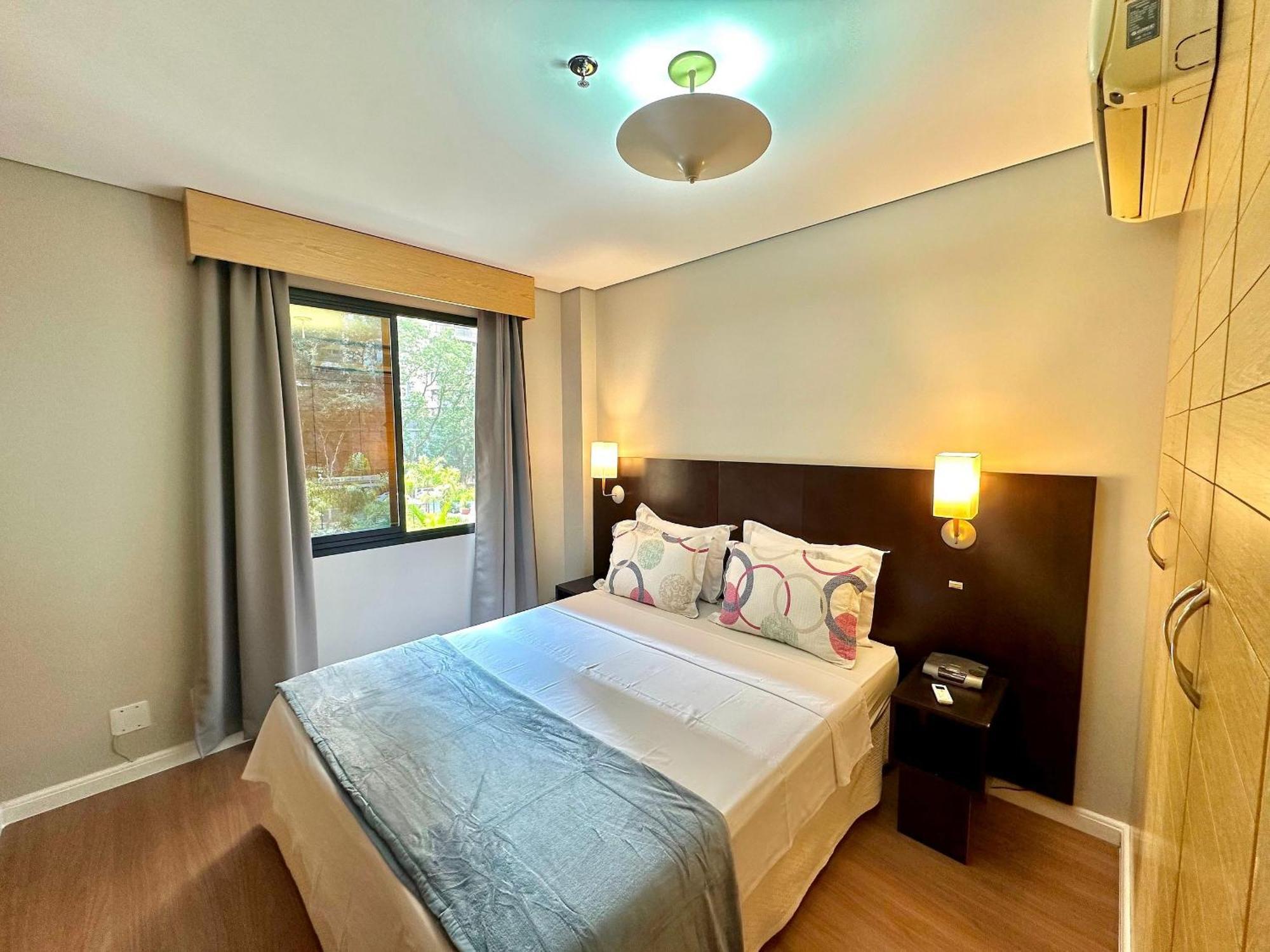 Times Square Jamaris 100 - Uh 211 Hotel *